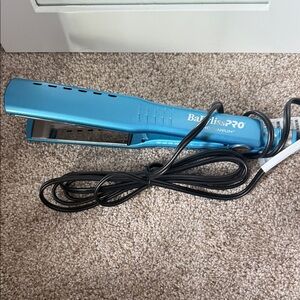 BaBylissPRO Blue Titanium Flat Iron
